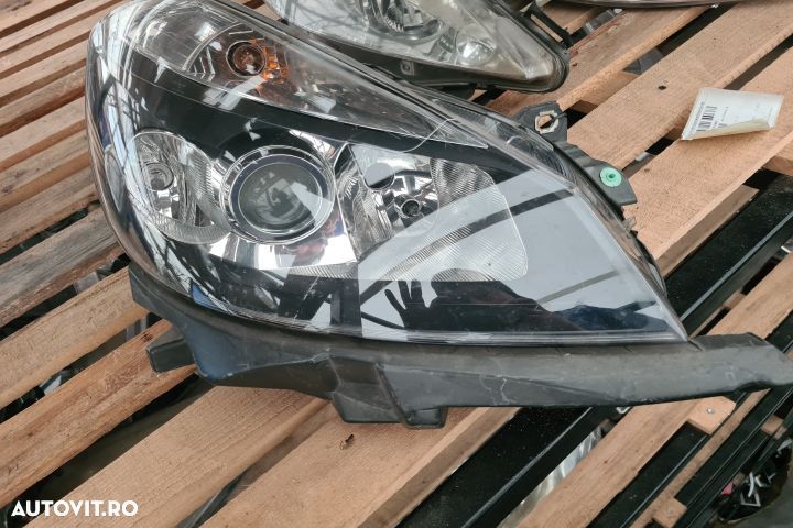 FAR DREAPTA 820026 MX 1253 MX 1253 Renault Clio - 1