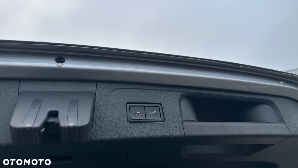 Volkswagen Passat 2.0 TDI EVO Elegance DSG - 11