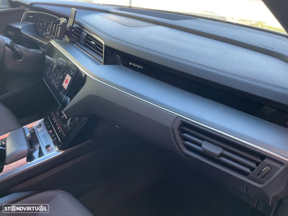 Audi e-tron 55 quattro Advanced - 14