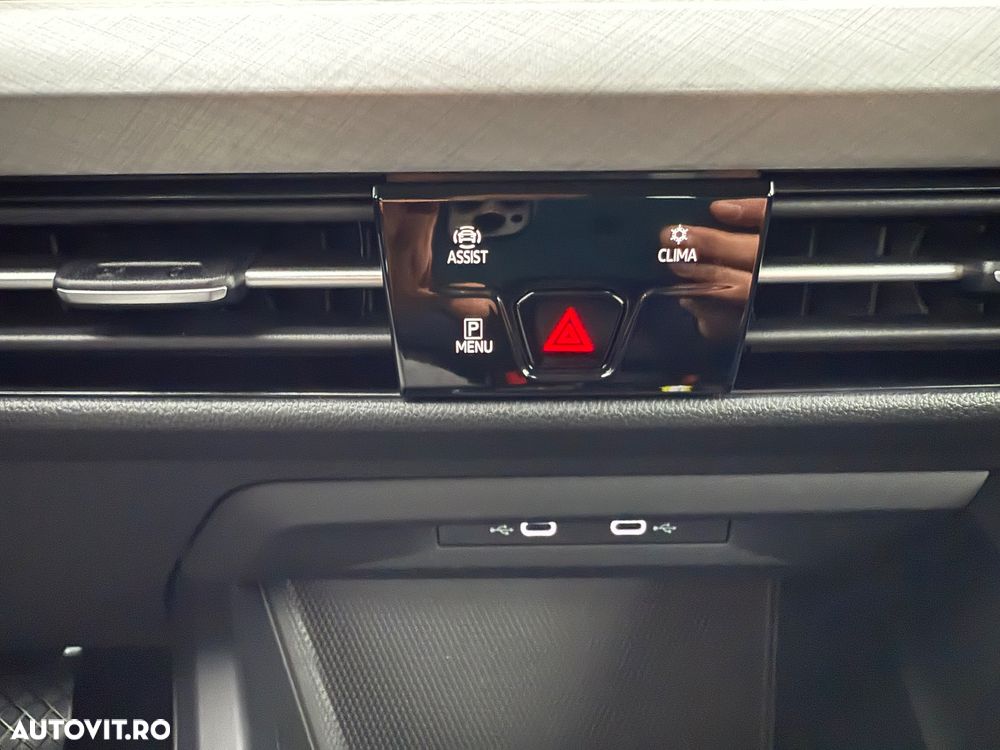 Volkswagen Golf - 32