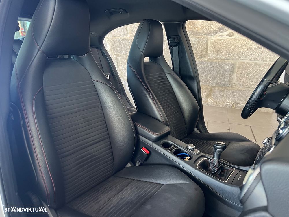 Mercedes-Benz A 180 CDI BE AMG Line - 22