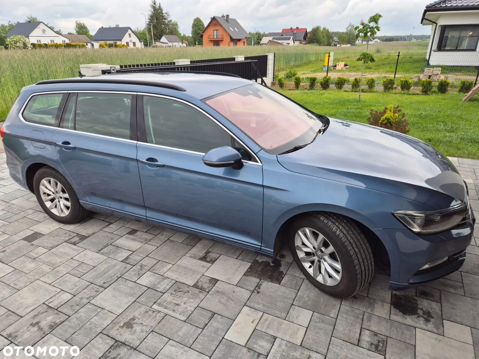 Volkswagen Passat - 10
