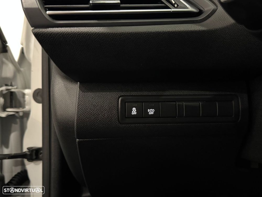 Peugeot 308 1.6 BlueHDi Allure J17 EAT6 - 47