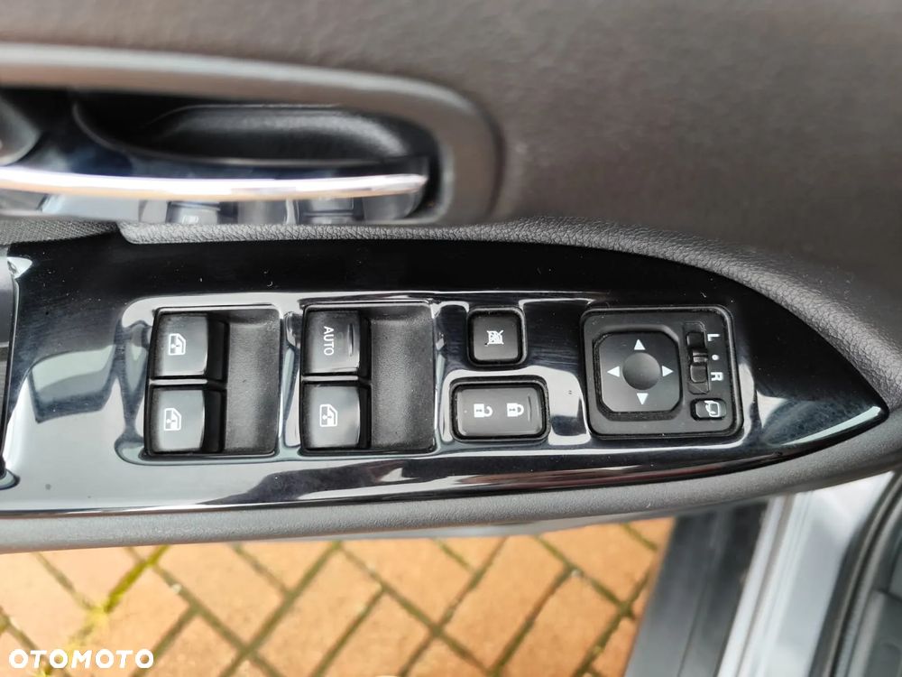 Mitsubishi Outlander 2.0 2WD CVT Edition - 11