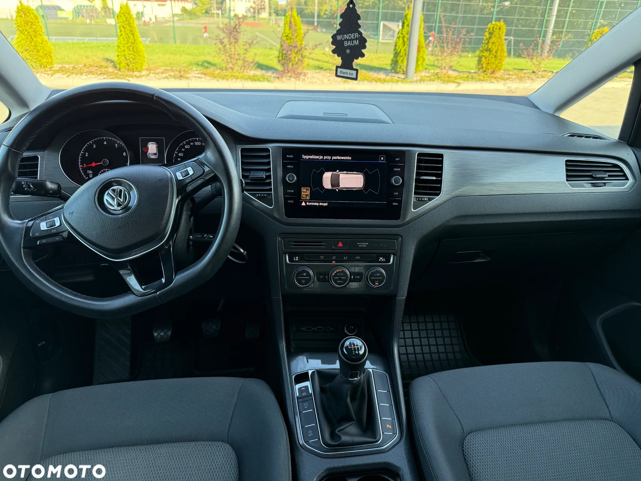 Volkswagen Golf Sportsvan - 15