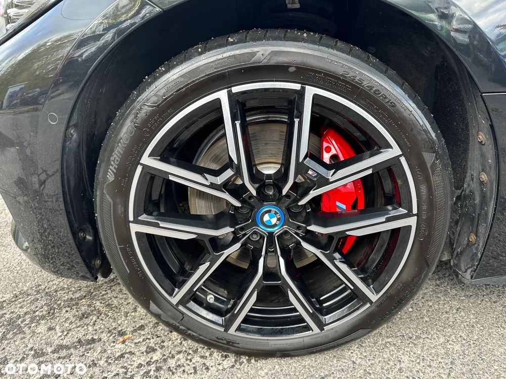 BMW i4 80.7kWh eDrive 40 M Sport - 24