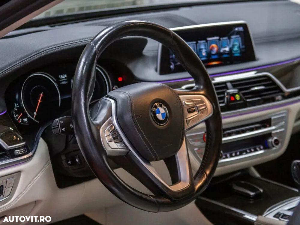 BMW Seria 7 - 19