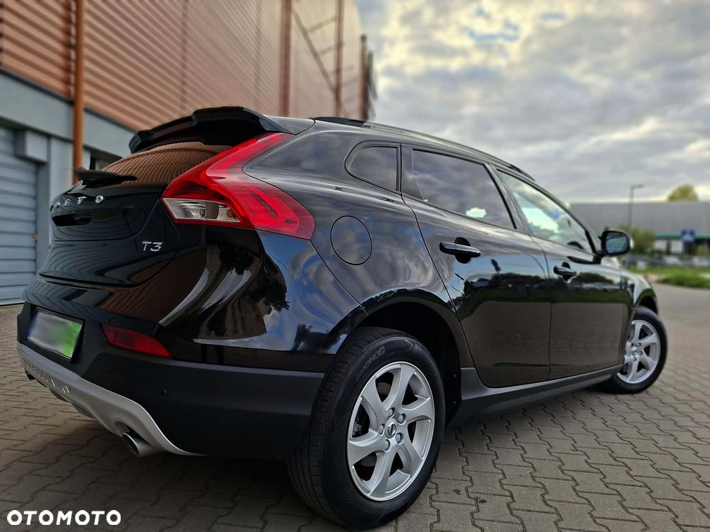 Volvo V40 Cross Country - 21