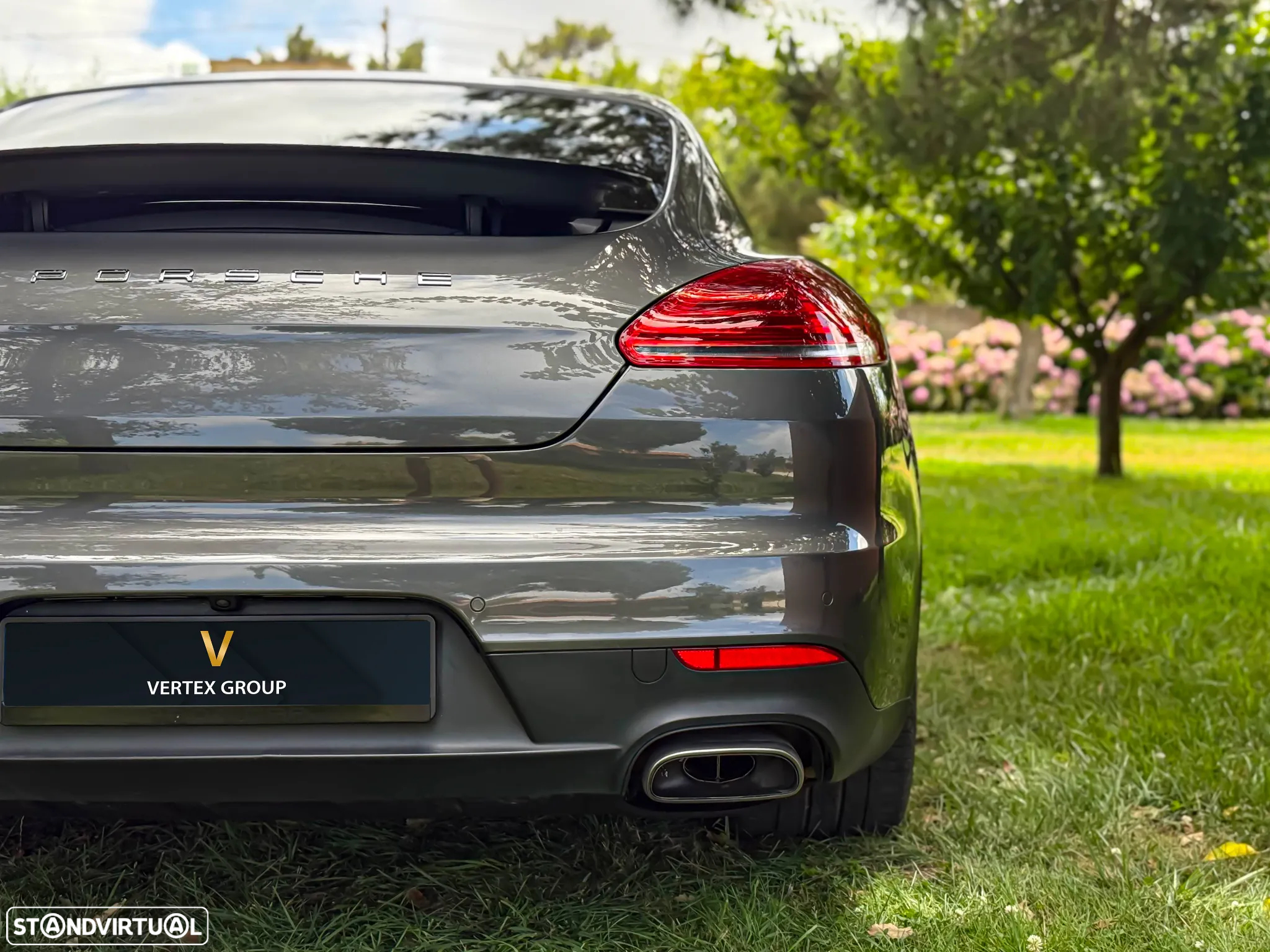 Porsche Panamera Standard - 12