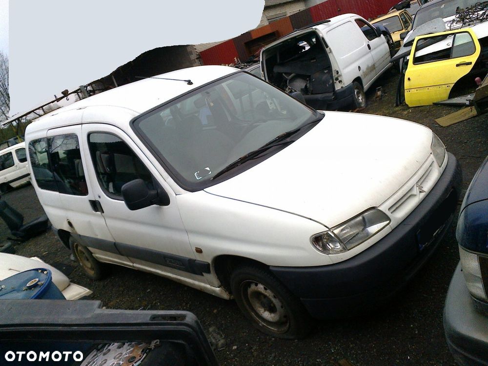 BERLINGO PARTNER I części BŁOTNIK Drzwi Maska Klapa - 1