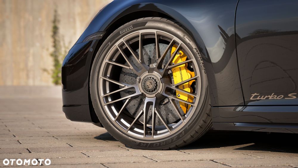 Porsche 911 Turbo S - 10