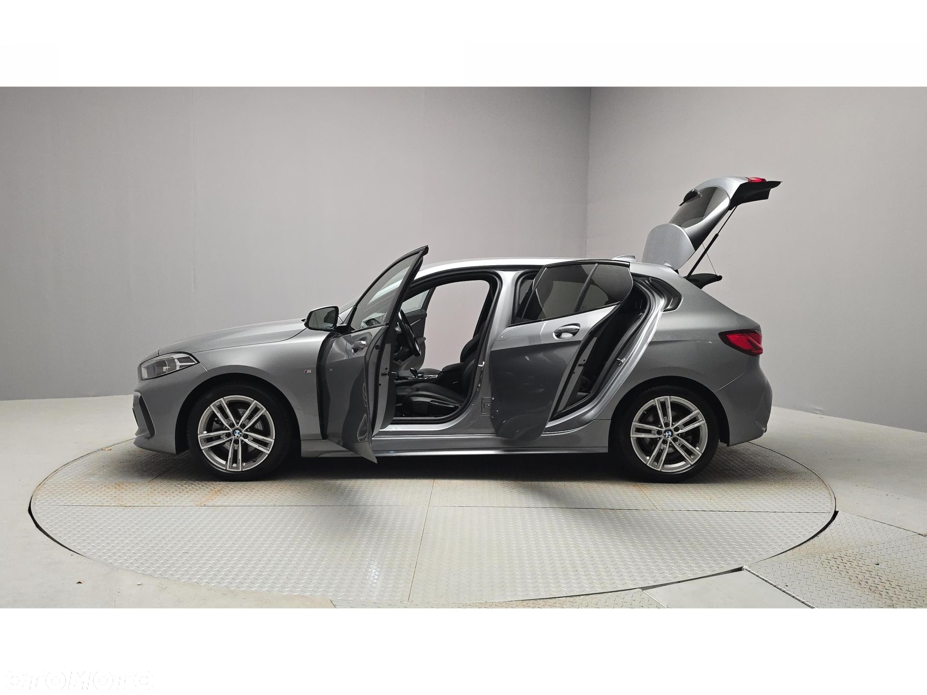 BMW Seria 1 - 14
