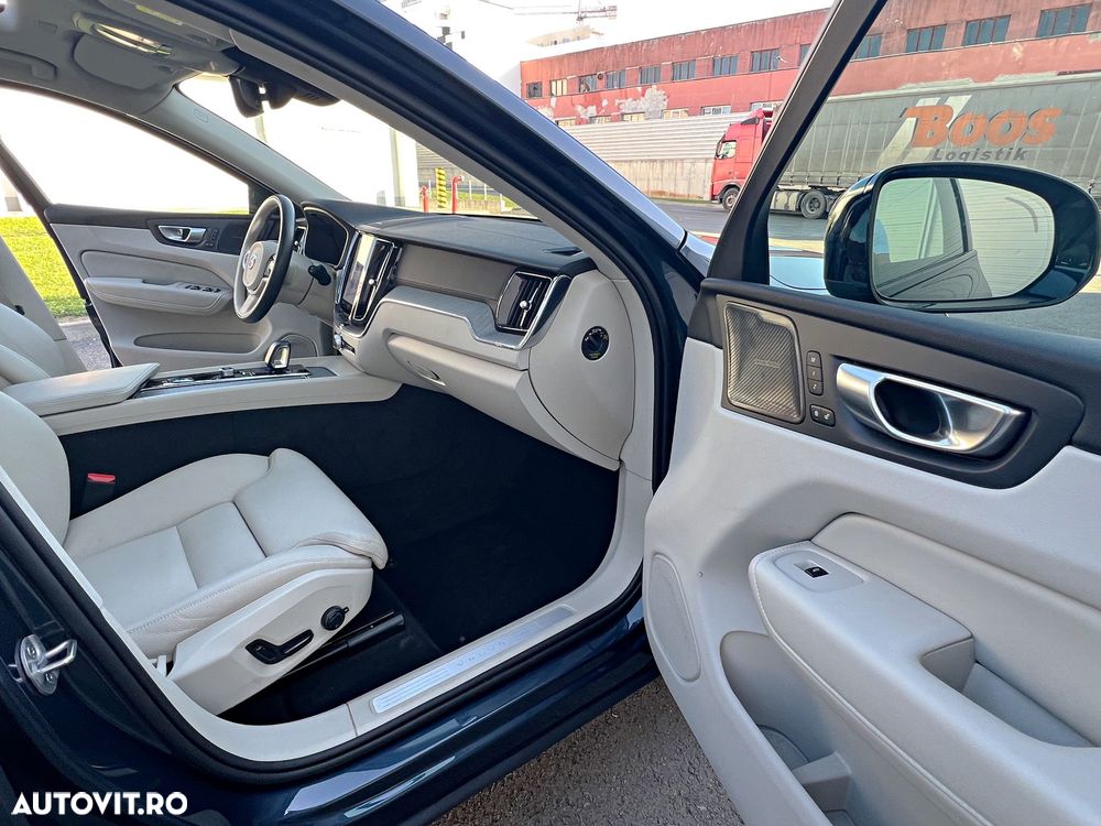 Volvo XC 60 B4 MHEV AT8 AWD R-Design - 8