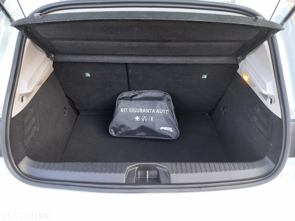 Renault Clio V TCe Zen - 15