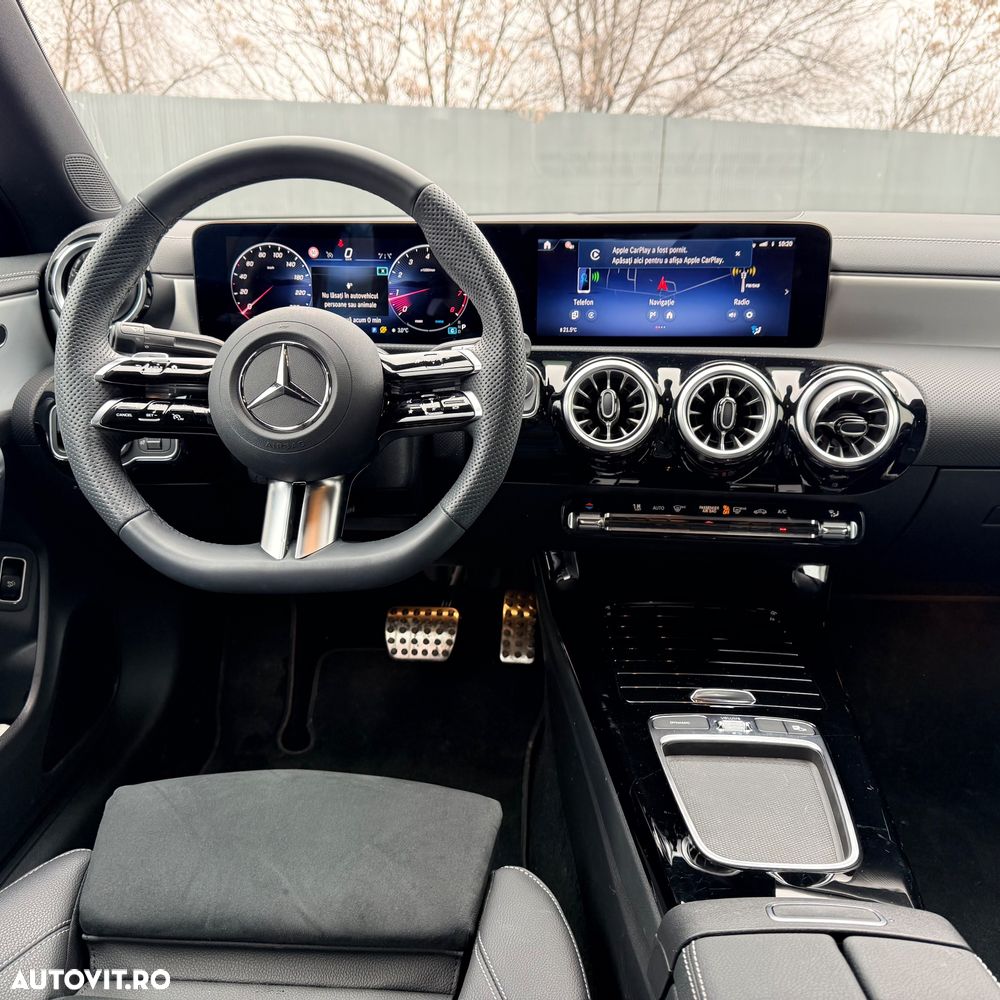 Mercedes-Benz CLA 200 - 12