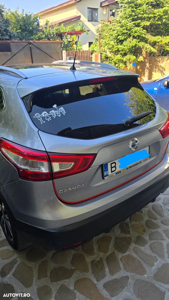 Nissan Qashqai 1.6 DCI Xtronic TEKNA - 11