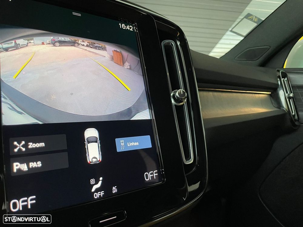 Volvo XC 40 2.0 B4 Inscription - 26