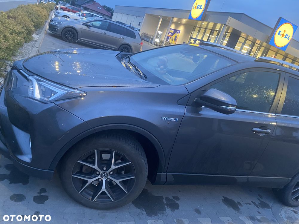 Toyota RAV4 - 2