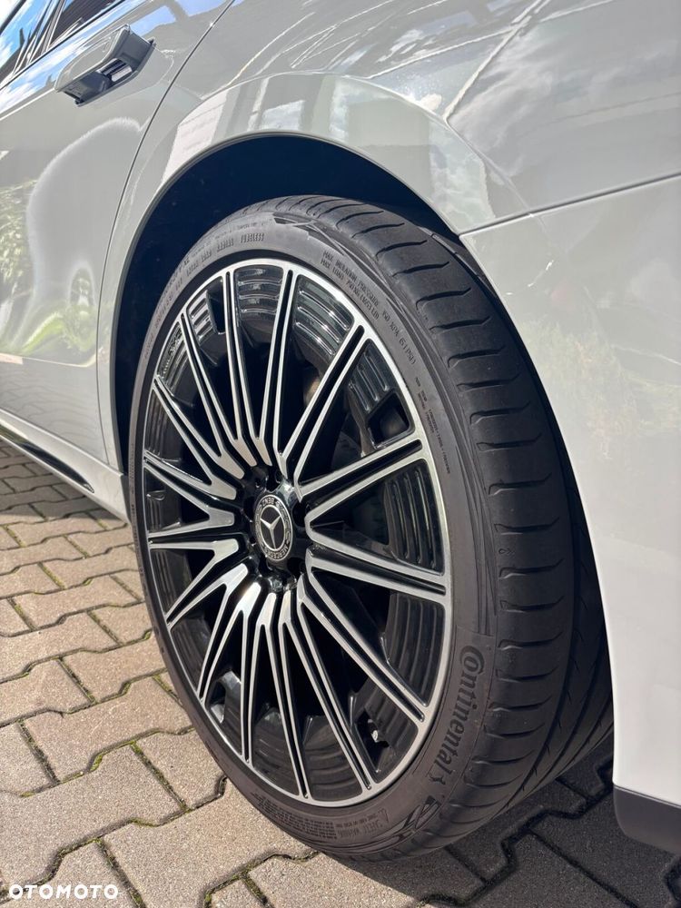 Mercedes-Benz Klasa E - 16