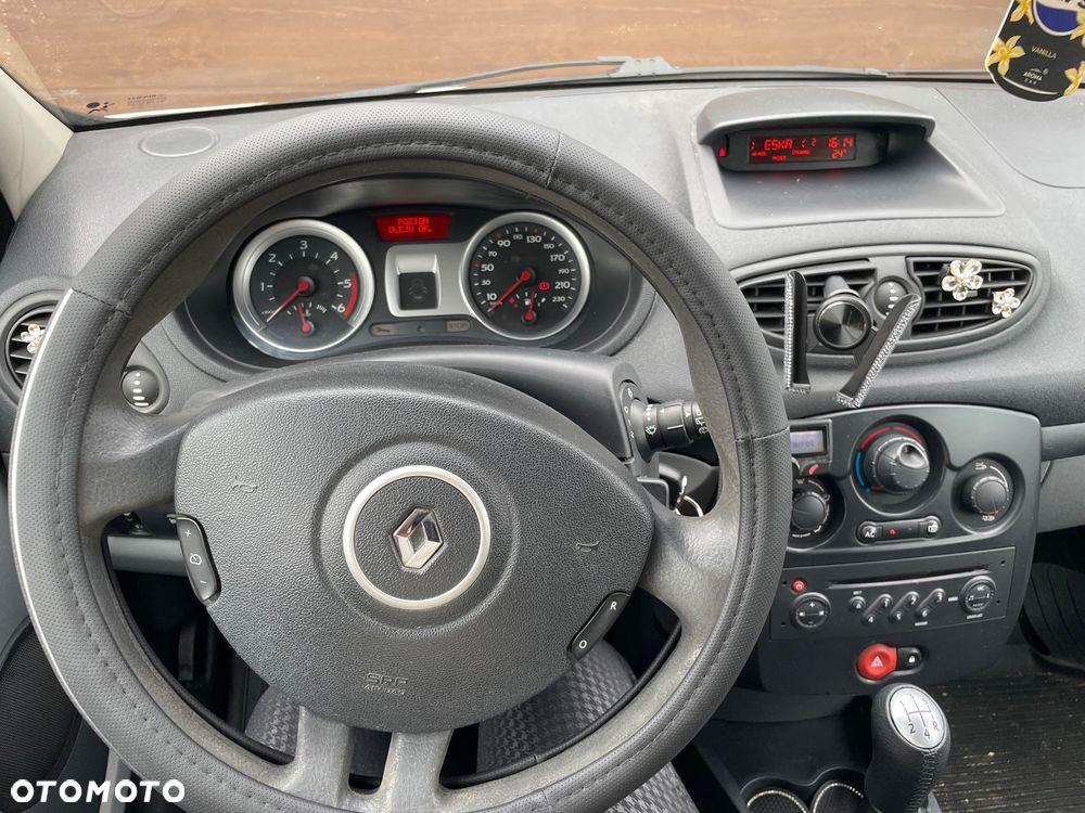 Renault Clio 1.5 dCi Extreme - 5