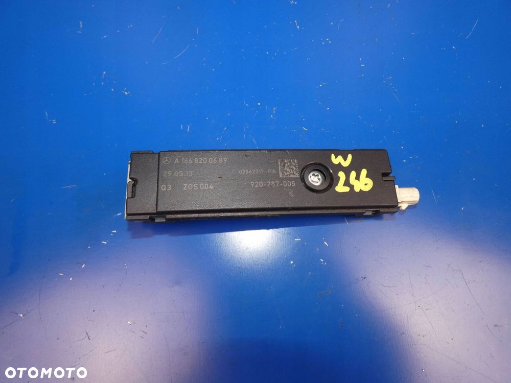 MERCEDES B W246 A W176 CLA W117 GLA W156 WZMACNIACZ ANTENY RADIA - 1