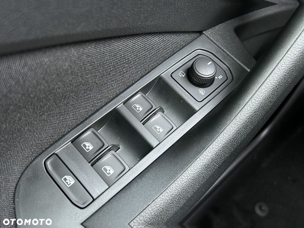 Skoda Kamiq 1.0 TSI Drive - 23