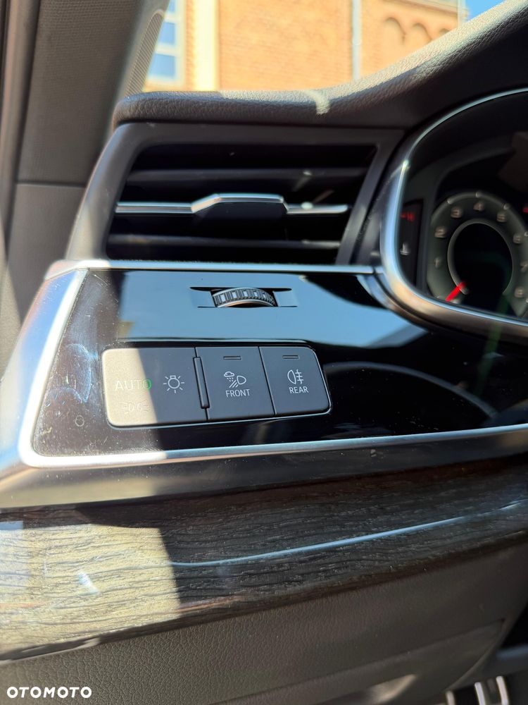 Audi Q7 55 TFSI quattro tiptronic - 6