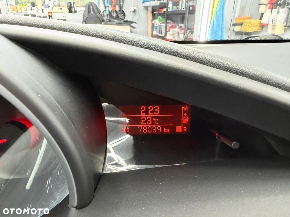 Toyota Verso 1.8 Premium 7os - 16