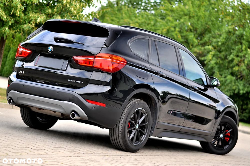 BMW X1 sDrive20d Sport Line - 2