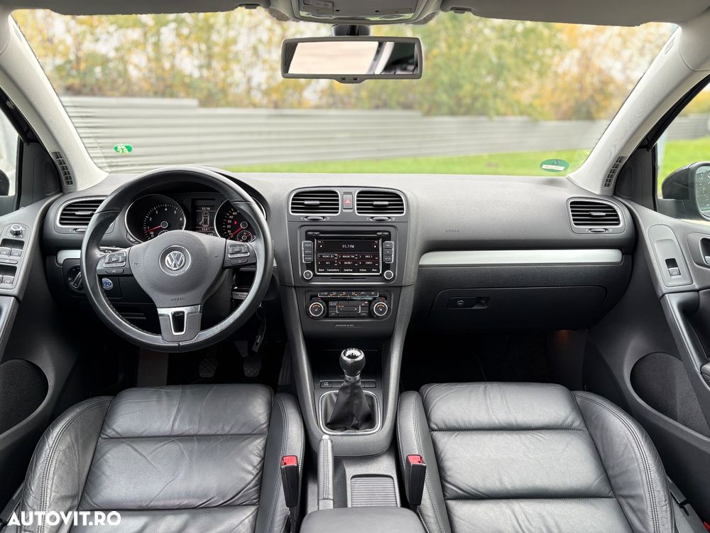 Volkswagen Golf 1.4 TSI Highline - 26