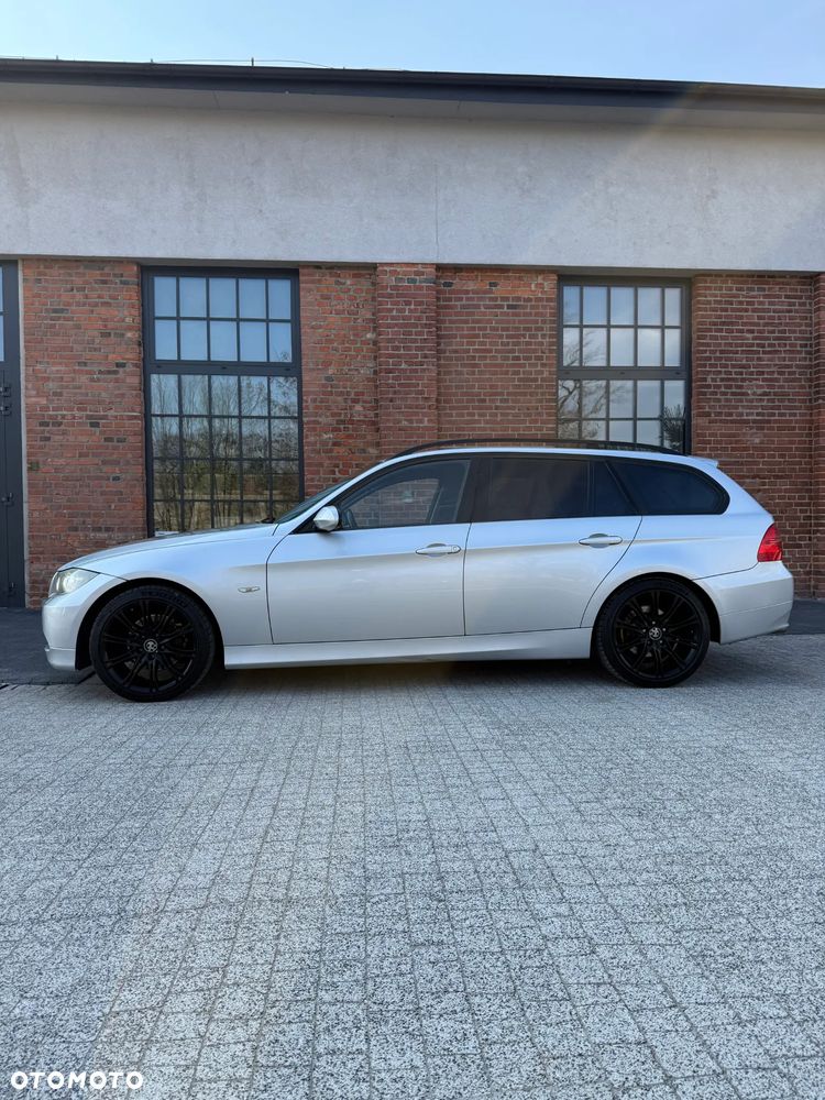BMW Seria 3 320d DPF - 3