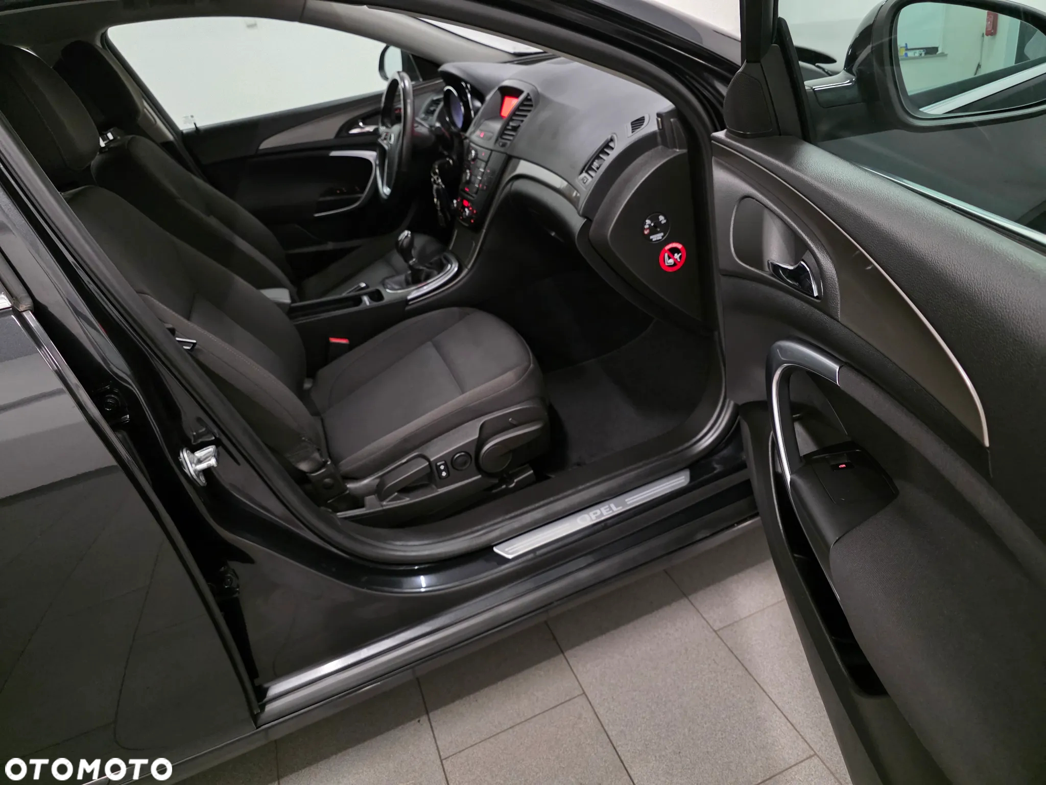 Opel Insignia 1.6 Turbo Sports Tourer - 26