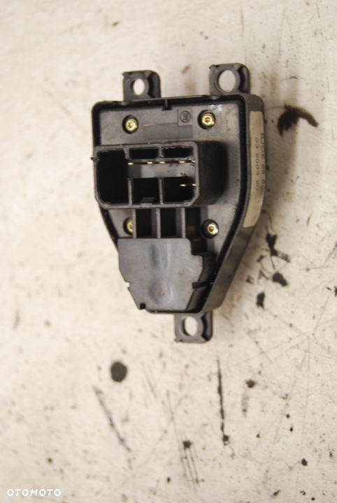 PRZEŁĄCZNIK REGULACJI LUSTEREK MAZDA PREMACY LIFT 99-05 - 3