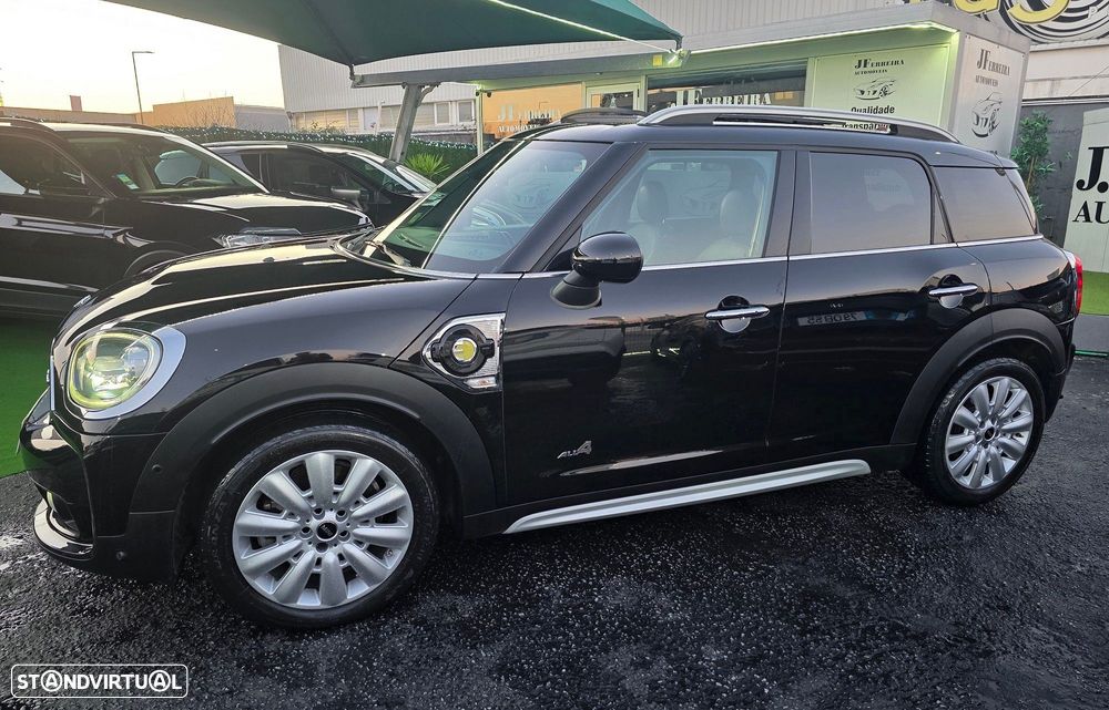 MINI Countryman Cooper SE ALL4 Auto - 8