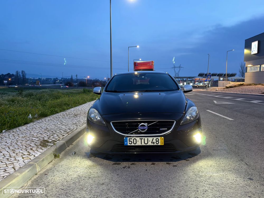 Volvo V40 D2 R Design - 2