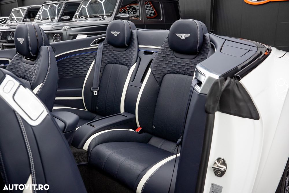 Bentley Continental GTC Speed - 16