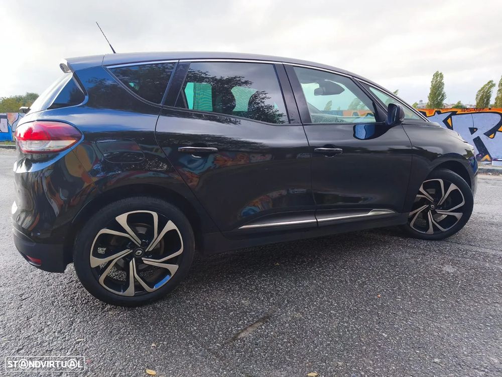 Renault Scénic ver-1-3-tce-black-edition-edc - 7