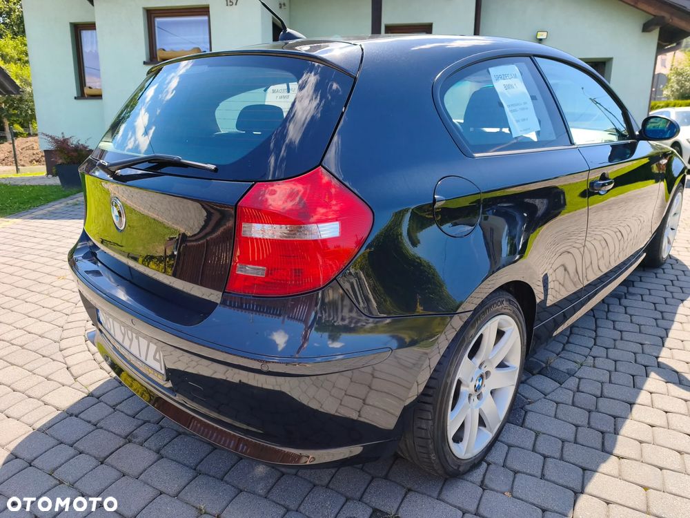 BMW Seria 1 116i - 22