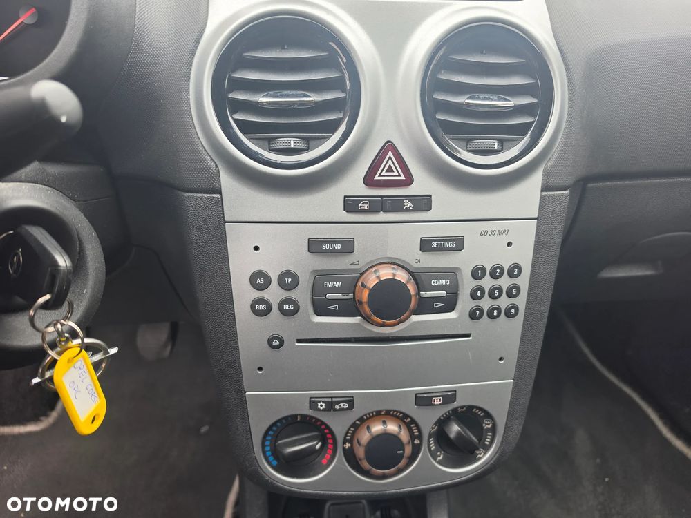 Opel Corsa 1.2 16V Enjoy - 18