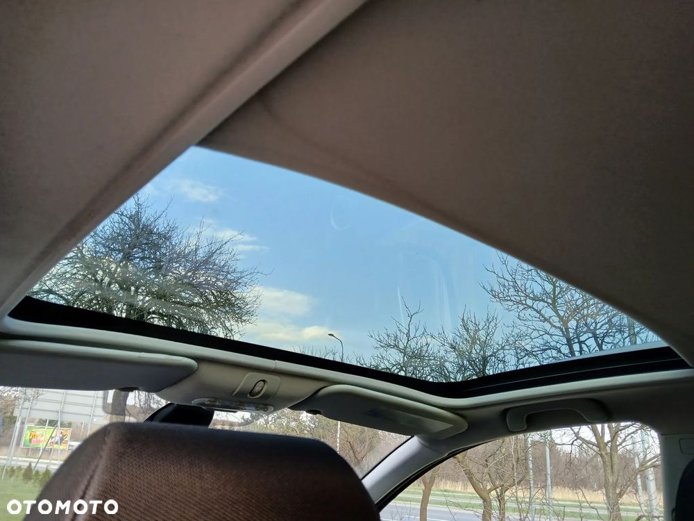 Nissan Qashqai 1.5 dCi DPF visia - 12