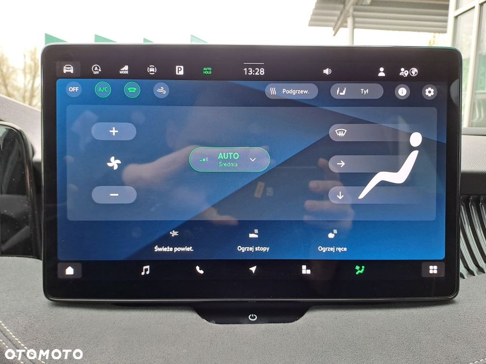 Skoda Superb 2.0 TDI SCR 4x4 Sportline DSG - 20