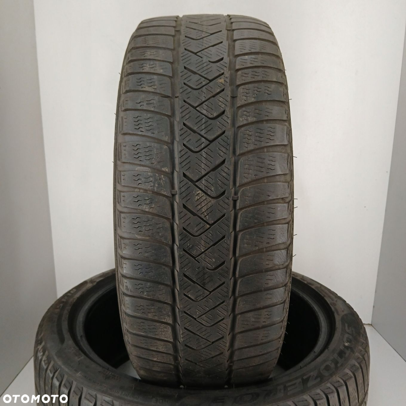 2x 225/45R18 opony zimowe Pirelli Winter SottoZero 3 2020r RFT 75829 - 2