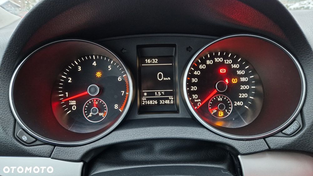 Volkswagen Golf 1.4 TSI Highline - 35