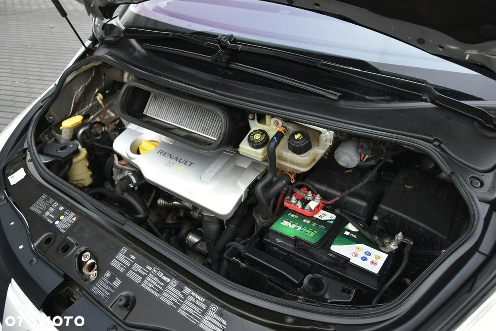 Renault Espace 2.0 dCi FAP Expression - 16