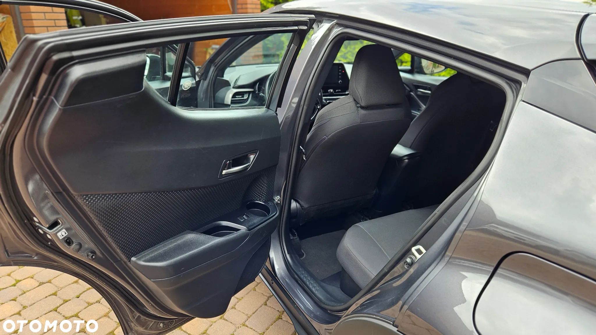 Toyota C-HR - 32