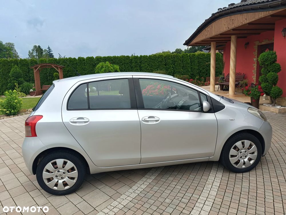 Toyota Yaris 1.0 VVT-i - 20