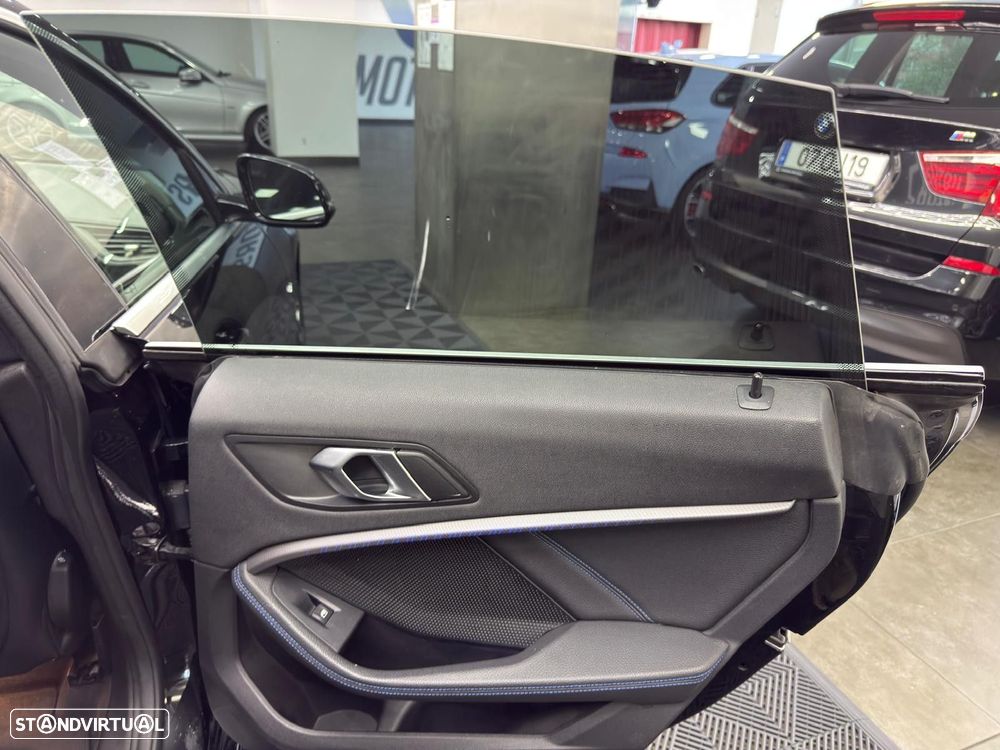 BMW 216 Gran Coupé d Pack Desportivo M - 41