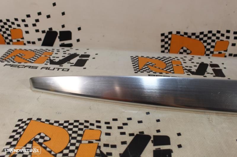 Friso Bmw 1 Coupé (E82)  Friso De Tablier Bmw Serie 1 Em Alumínio - 5