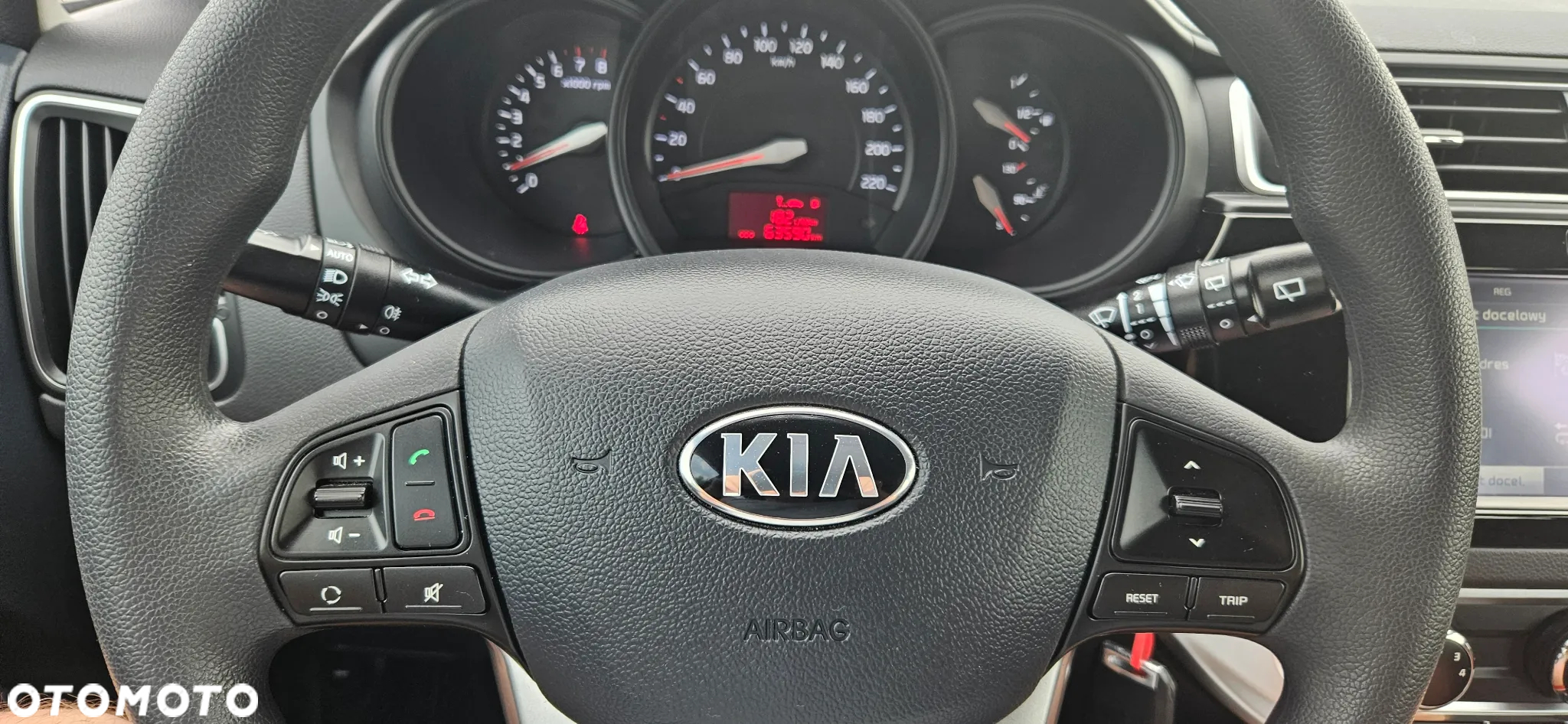 Kia Rio 1.2 Business Line Plus - 10