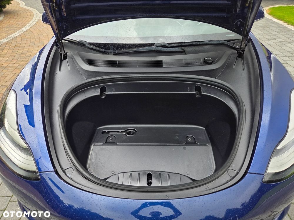 Tesla Model 3 Langstreckenbatterie Allradantrieb Dual Motor - 14